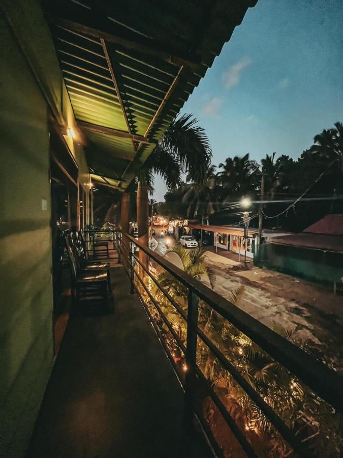Rococco Ashvem Hotel มานเดรม ภายนอก รูปภาพ
